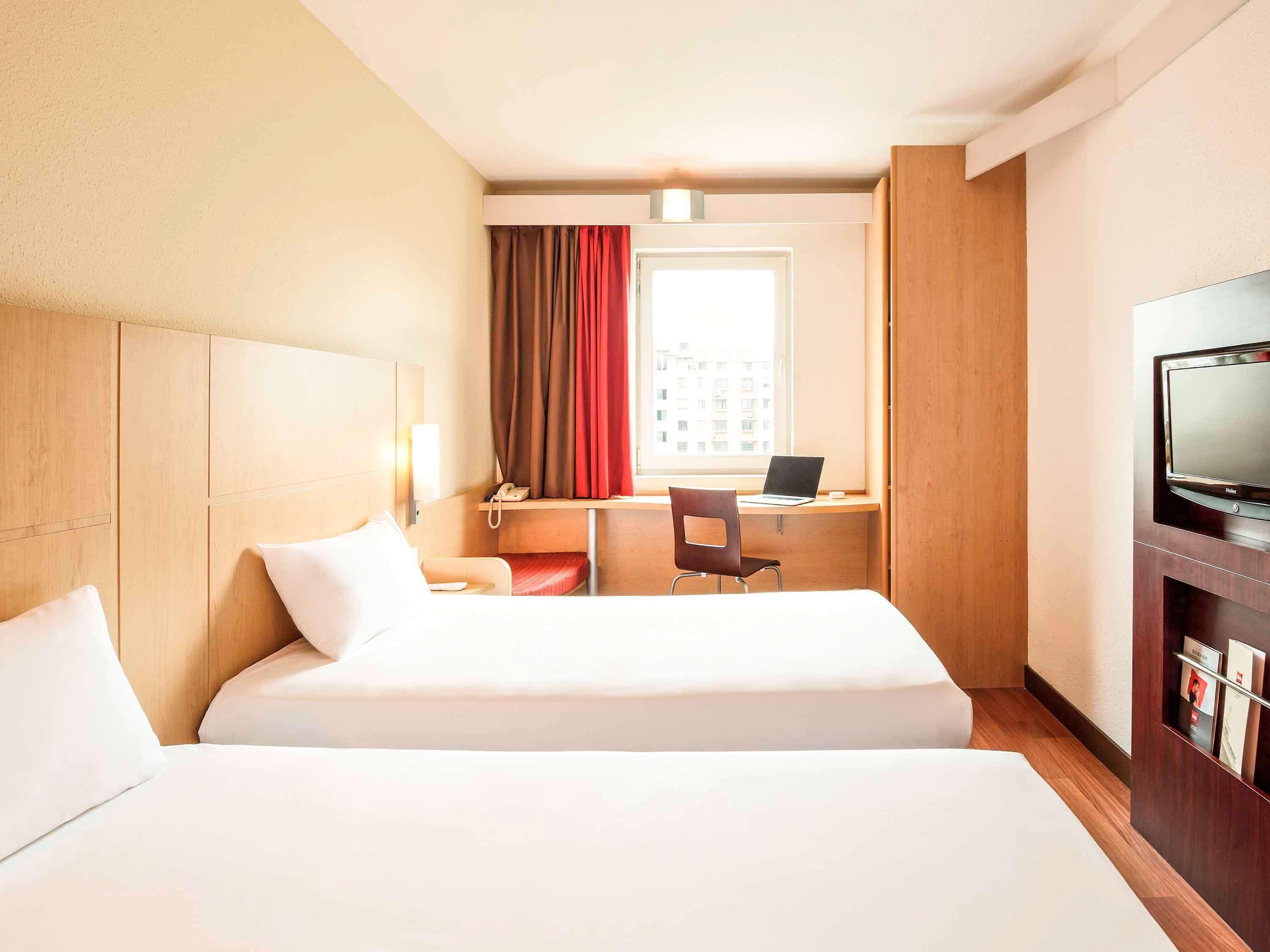 Ibis Wuxi Hi Tech Hotel ภายนอก รูปภาพ