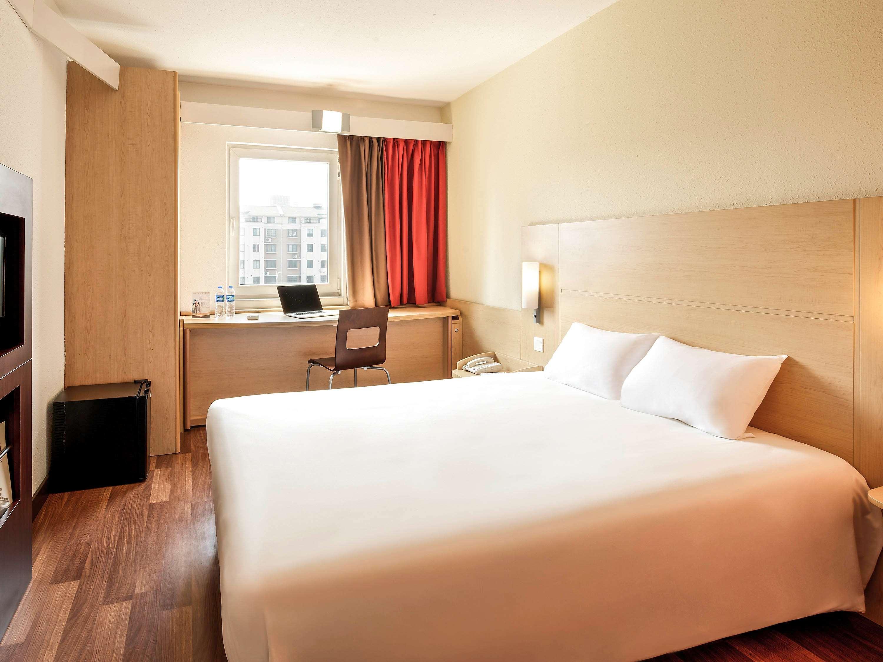 Ibis Wuxi Hi Tech Hotel ภายนอก รูปภาพ