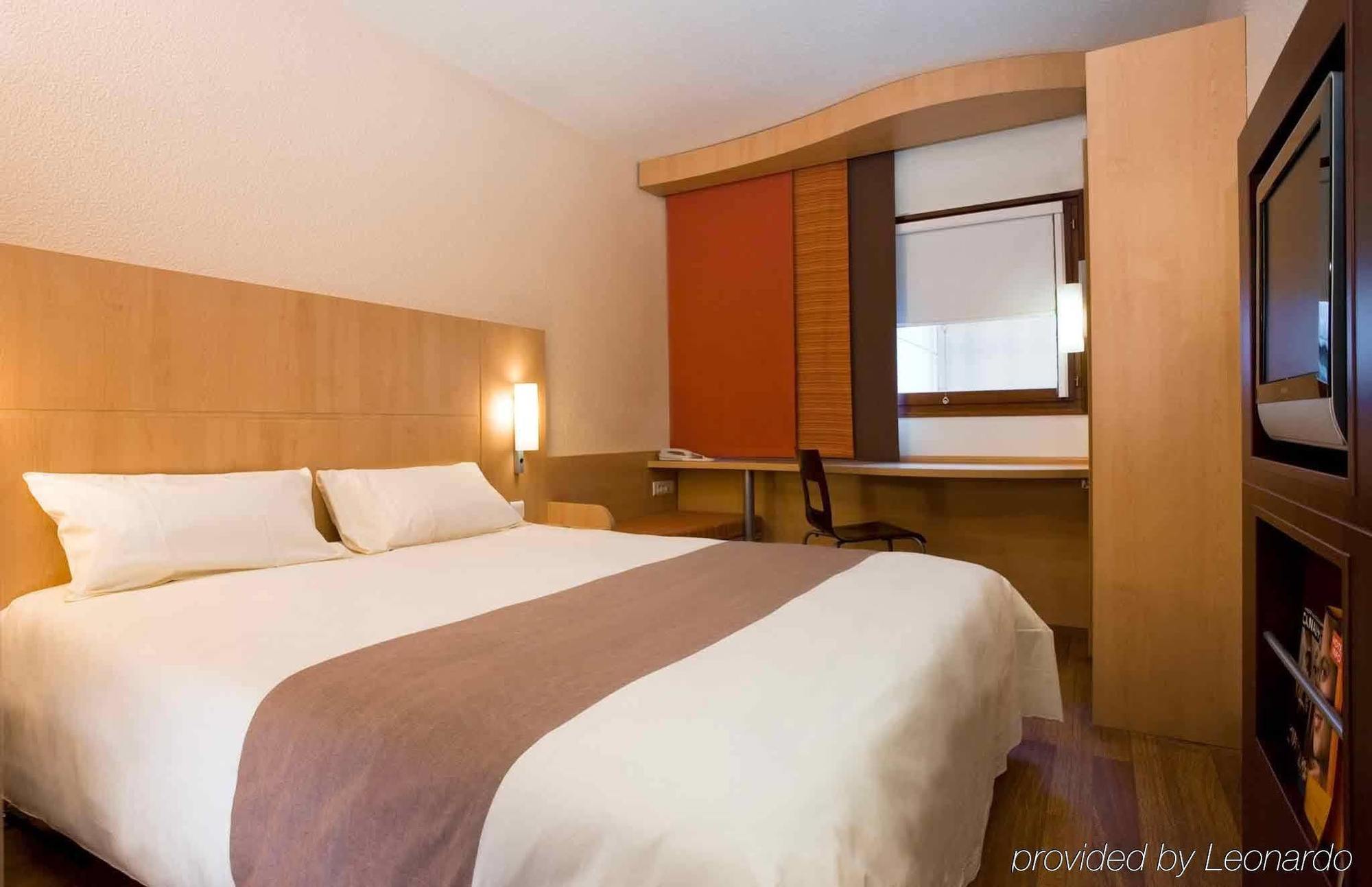 Ibis Wuxi Hi Tech Hotel ภายนอก รูปภาพ